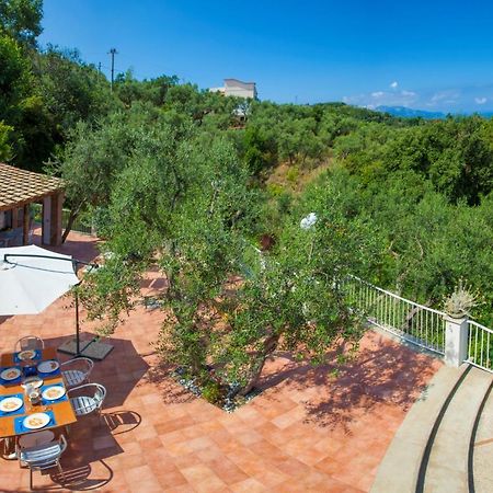Villa Rusella With Terrace & Breathless Sea Views ماسّا لوبْرينسِ المظهر الخارجي الصورة